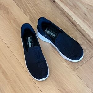 Skechers Navy and White Slip-Ins